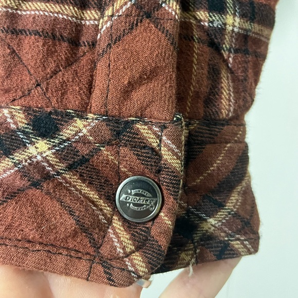 DICKIES Womens Quilted Flannel Jacket - Picture 6 of 8
